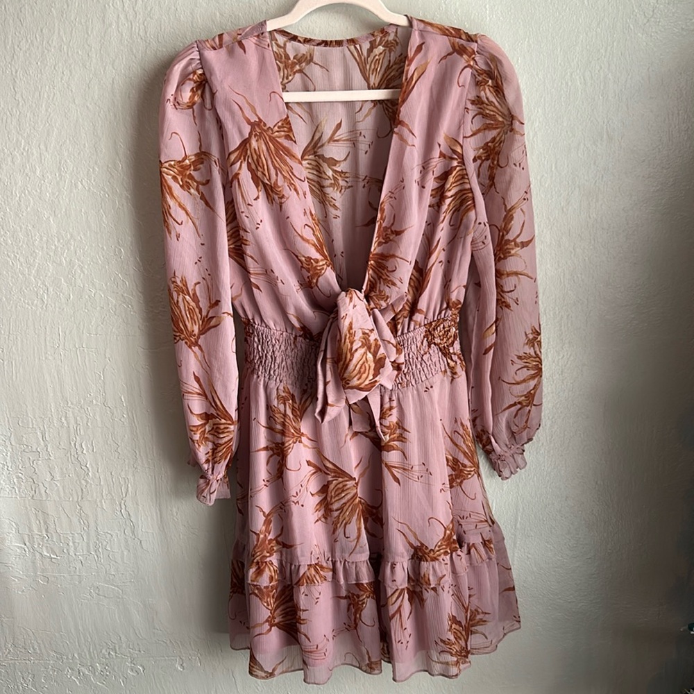 Woman’s chiffon ruffle pink and brown mini dress size M